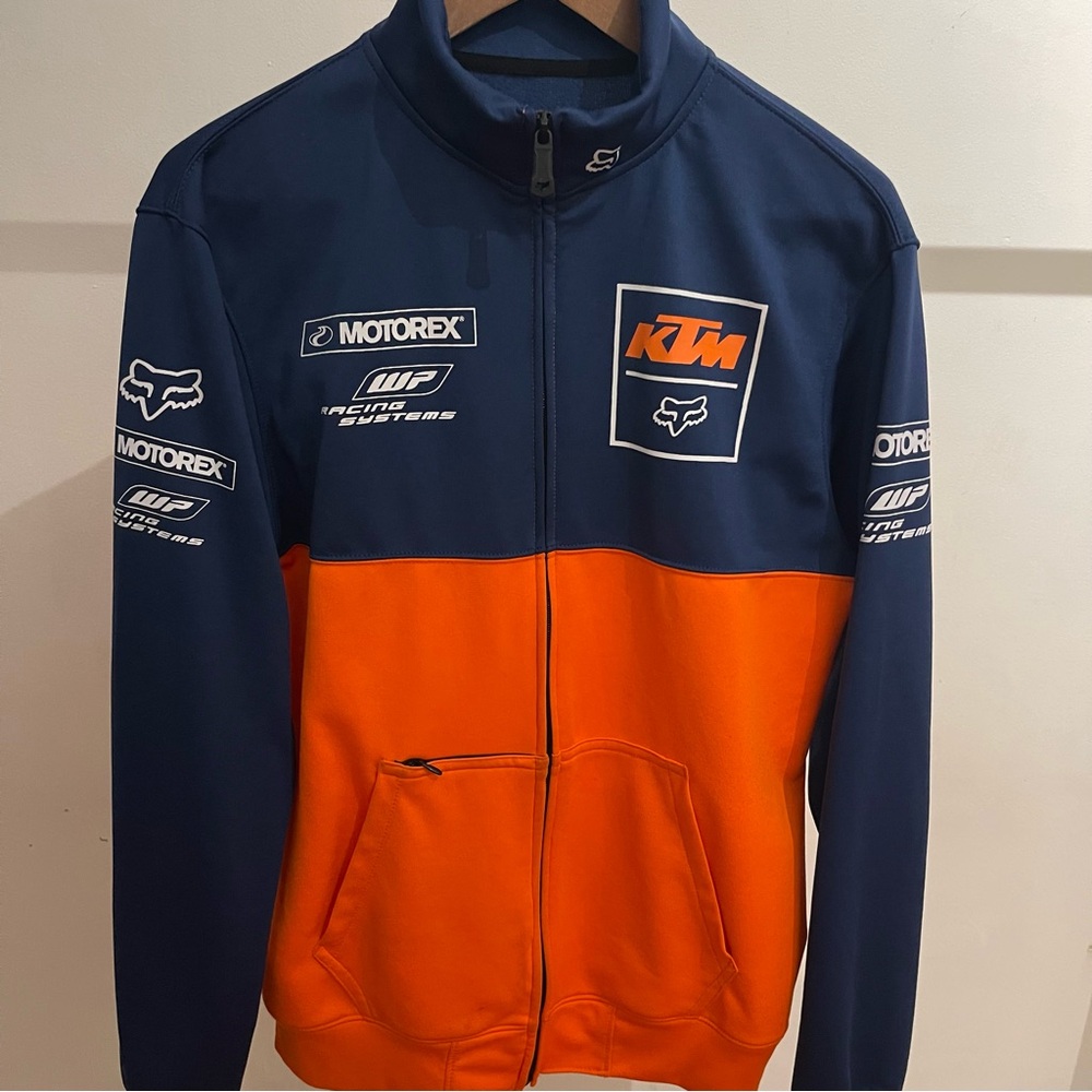 Men's Blue and Orange Jacket - Picture 3 of 10